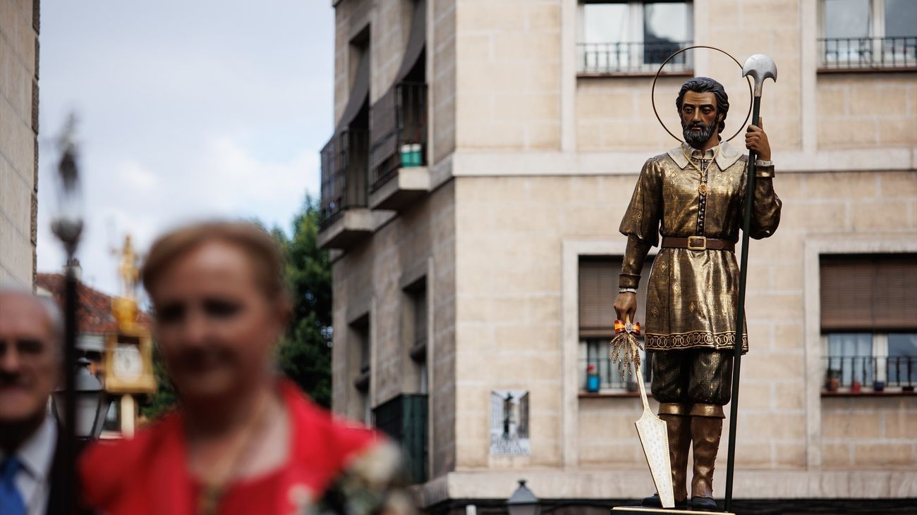 Procesión con la imagen de San Isidro Labrador recorre las calles más típicas de la ciudad