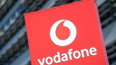 Vodafone recortará 11.000 empleos en tres años y llevará a cabo una revisión estratégica en España