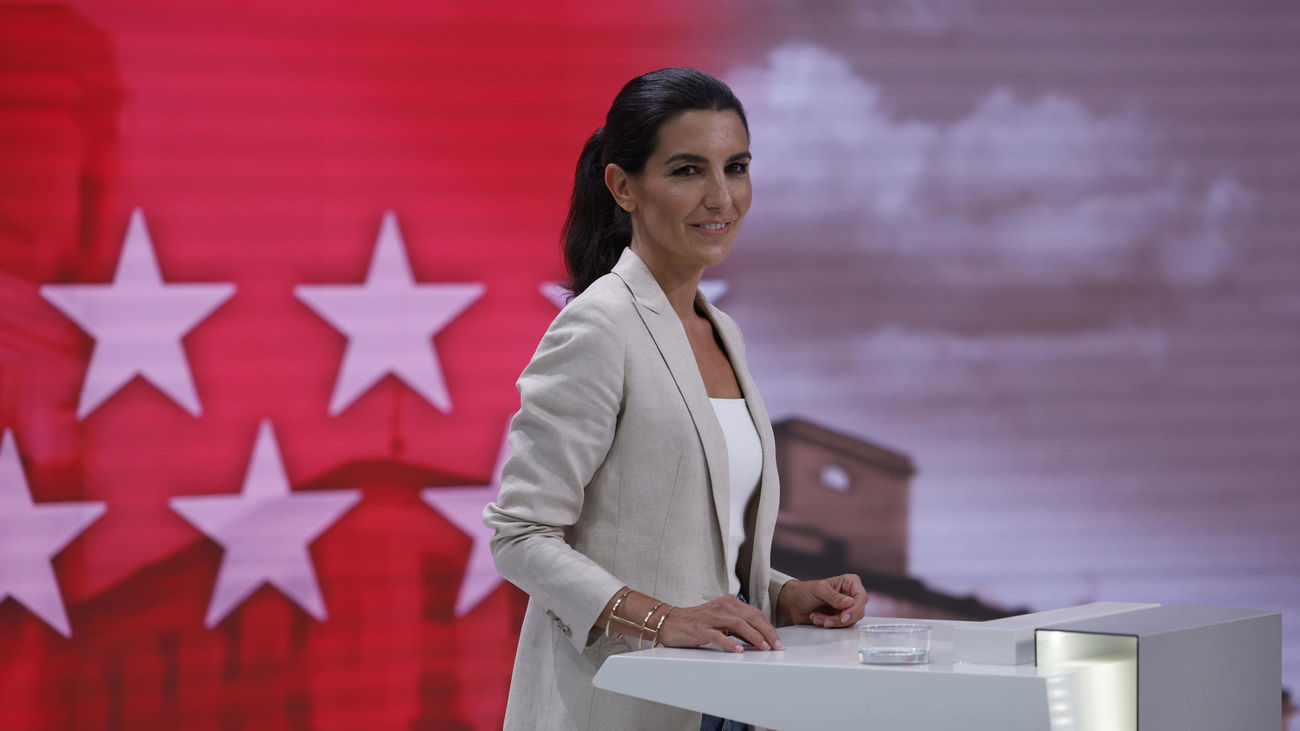 Monasterio: "Se pueden bajar más impuestos reduciendo el gasto político ineficaz"