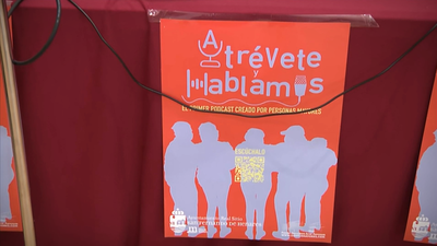 Sexualidad y soledad no deseada, temas que trata el primer pódcast creado por personas mayores