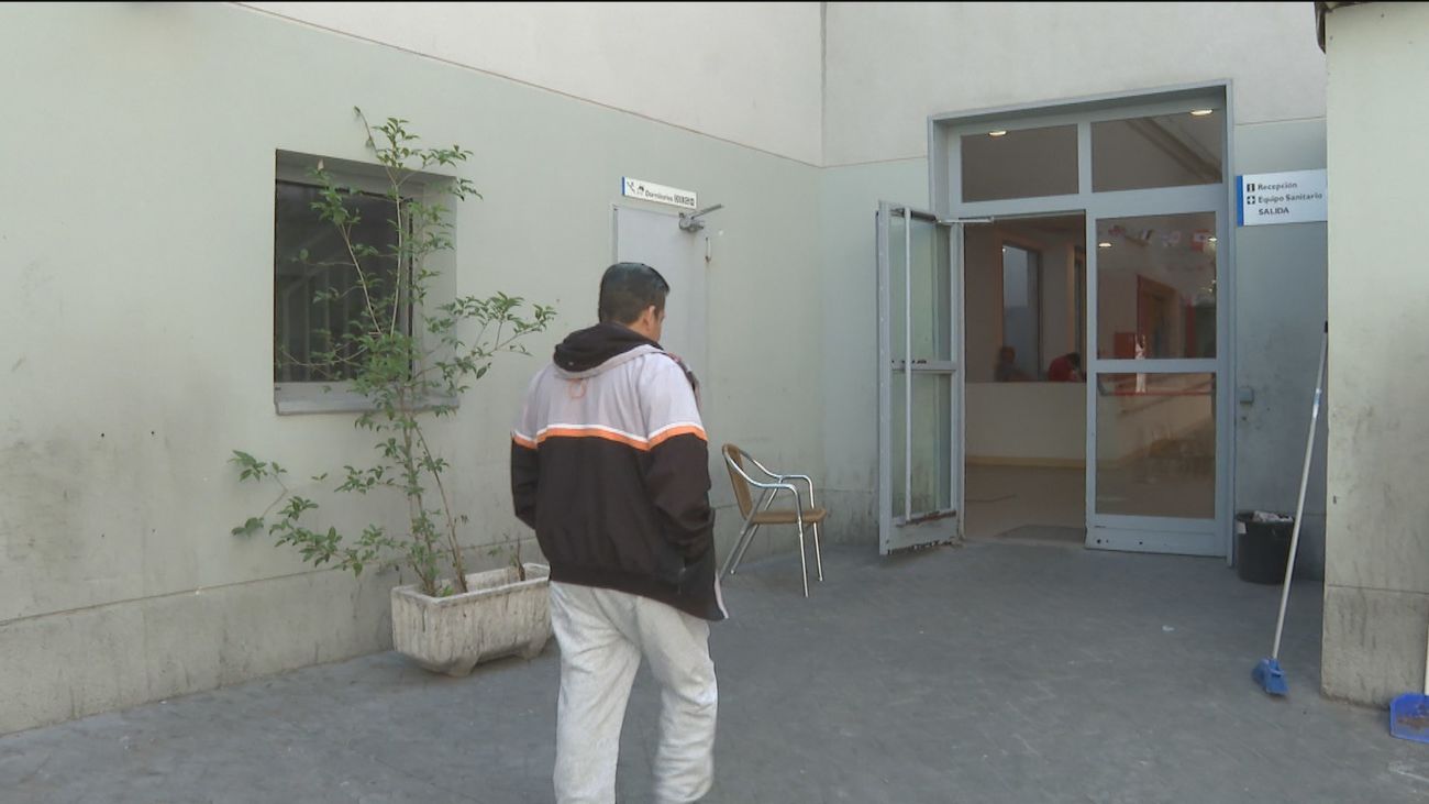 El albergue de San Isidro cumple 80 años "dando una segunda oportunidad"