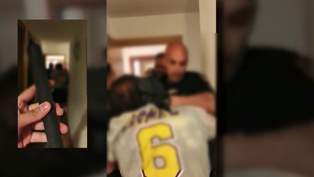 La Policía acude a una llamada por maltrato y es denunciada por allanamiento de morada