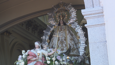 Arrancan las fiestas de Getafe con la bajada de la Virgen de Nuestra Señora de los Ángeles