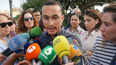 El presidente de Melilla cesa al consejero de su Gobierno detenido por la supuesta "compra de votos"