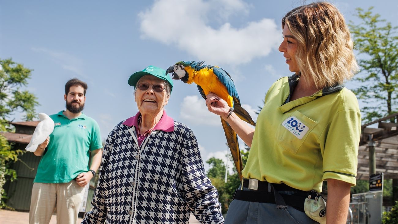 Beneficios del contacto de los más mayores con los animales