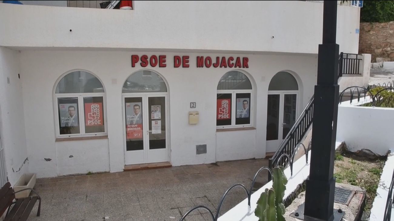 González Pons denuncia una "trama de compra de votos" que "implica" al PSOE y a sus socios