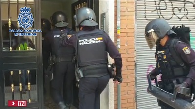 Dos detenidos en Torrejón por 9 robos en viviendas con el método del 'impresioning'