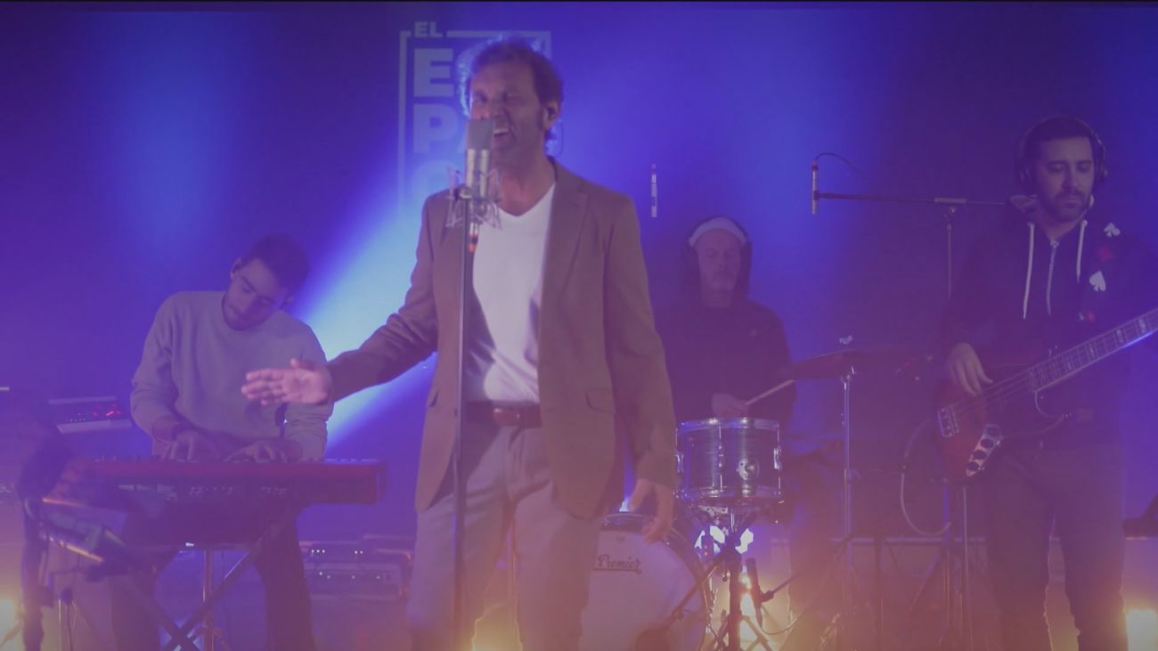 Maxi Martínez, el empresario de éxito que lo dejó todo para ser cantante