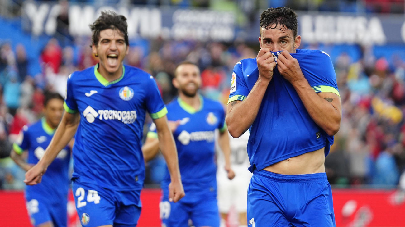 El Getafe se impone 2-1 al Osasuna y sigue soñando en Primera