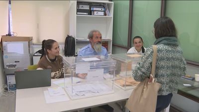 Madarcos, el pueblo madrileño que vota "en familia"