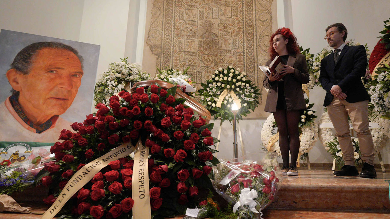 Adiós a Antonio Gala entre poemas y música de cámara