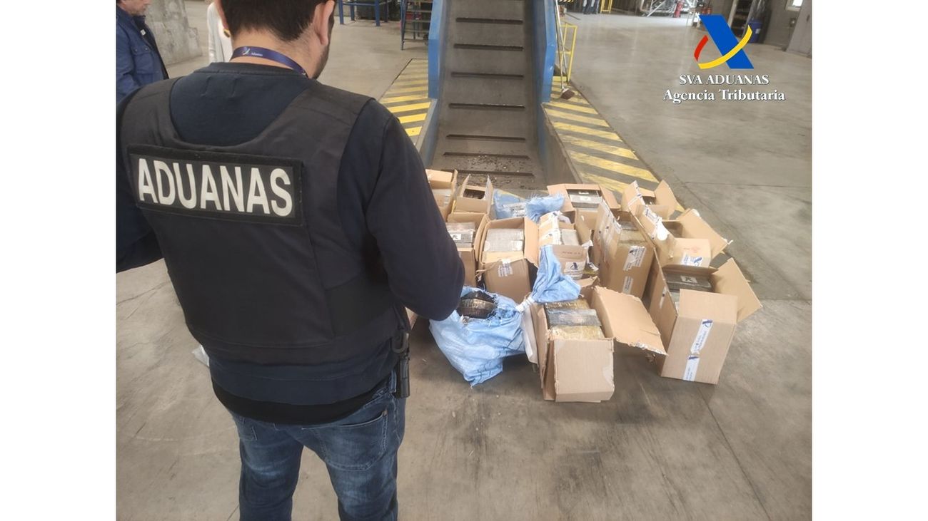 Intervención de la droga en Barajas por el servicio de Aduanas de la Agencia Tributaria
