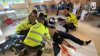 Un muñeco que sangra y convulsiona para entrenar al Samur