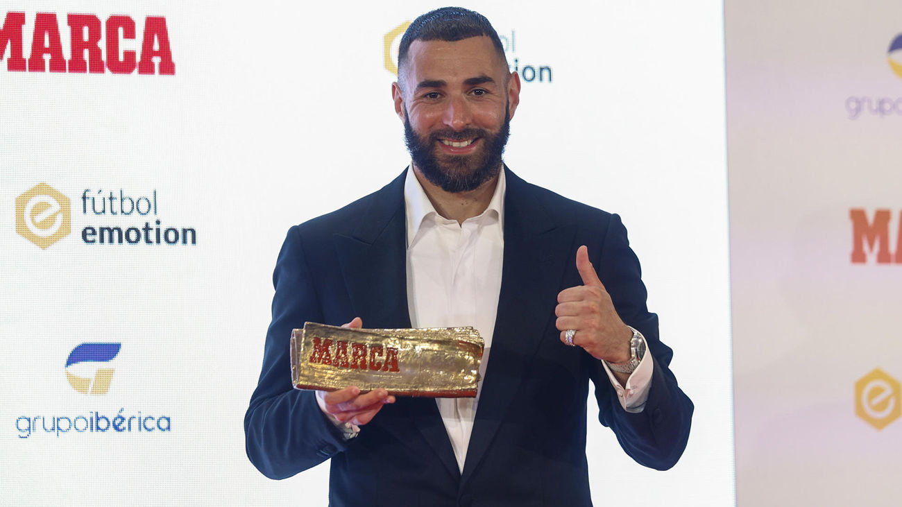 Benzema zanja los rumores: "¿Por qué voy a hablar del futuro si estoy en el Real Madrid?