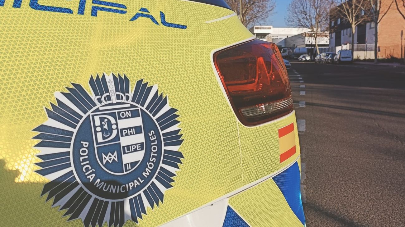 Agentes de Móstoles salvan la vida de una bebé que se atragantó con comida