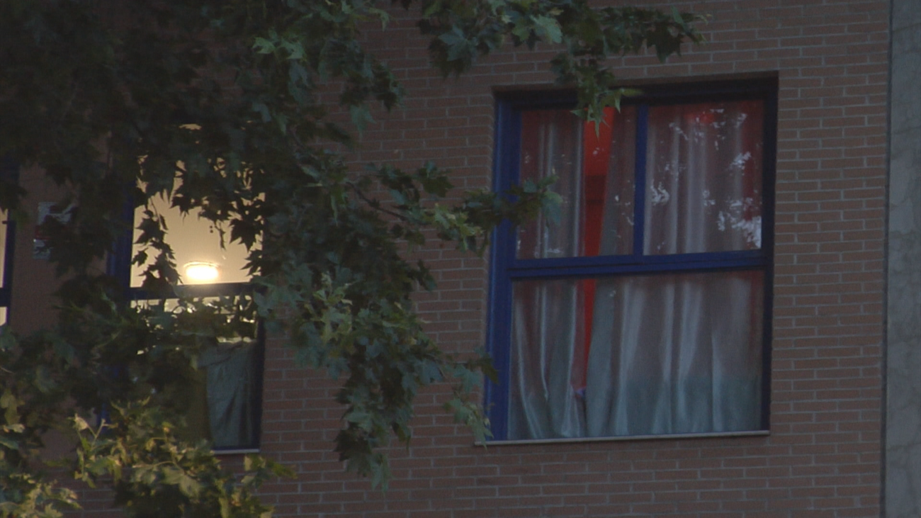 El burdel "okupa" de Delicias vuelve a estar operativo pese a los controles de acceso