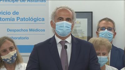 Ruiz Escudero visita el nuevo área de anatomía patológica del hospital Príncipe de Asturias