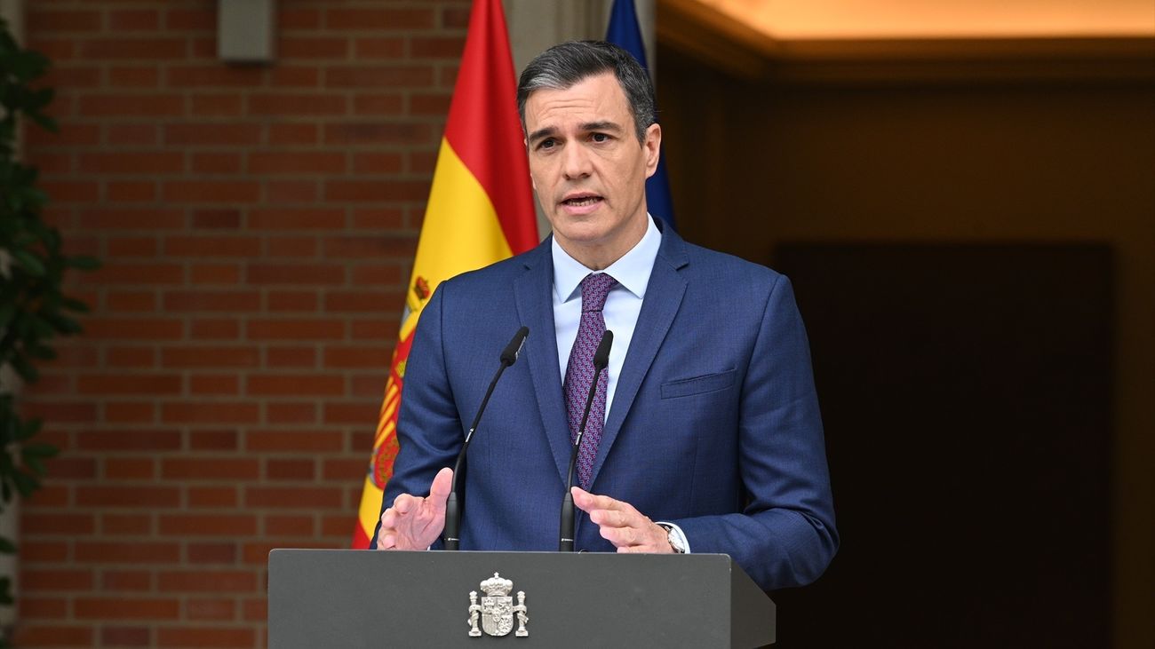 Pedro Sánchez, desde el Palacio de la Moncloa.