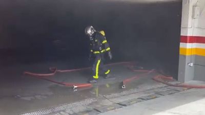 Arde sin heridos un garaje en una urbanización de Las Rozas