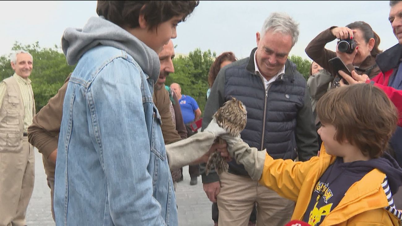 La Comunidad suelta aves apadrinadas por madrileños