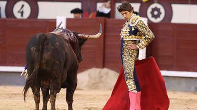 Orejas sin peso para Uceda Leal y Sebastián Castella, que resultó herido grave