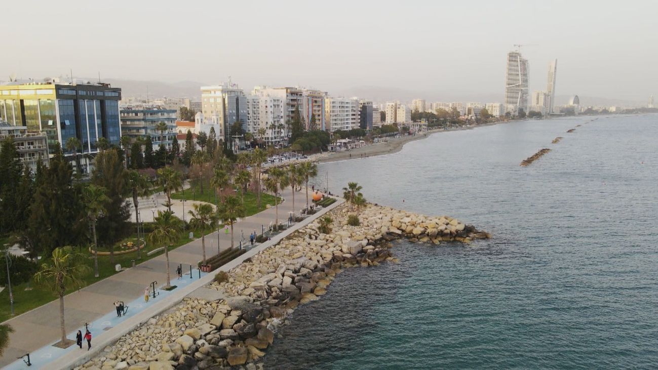 Chipre, isla de Afrodita, de playas y de gatos