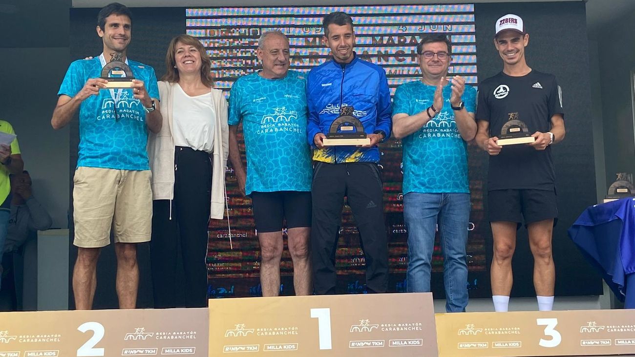 Podio de la III Media Maratón de Carabanchel