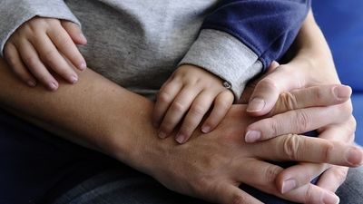 La Comunidad de Madrid abre el plazo para solicitar ayudas para familias con hijos en cuidados paliativos