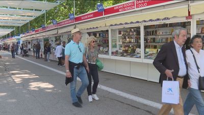 La Feria del Libro del Madrid cerrará este martes por la tarde por fuertes rachas de viento