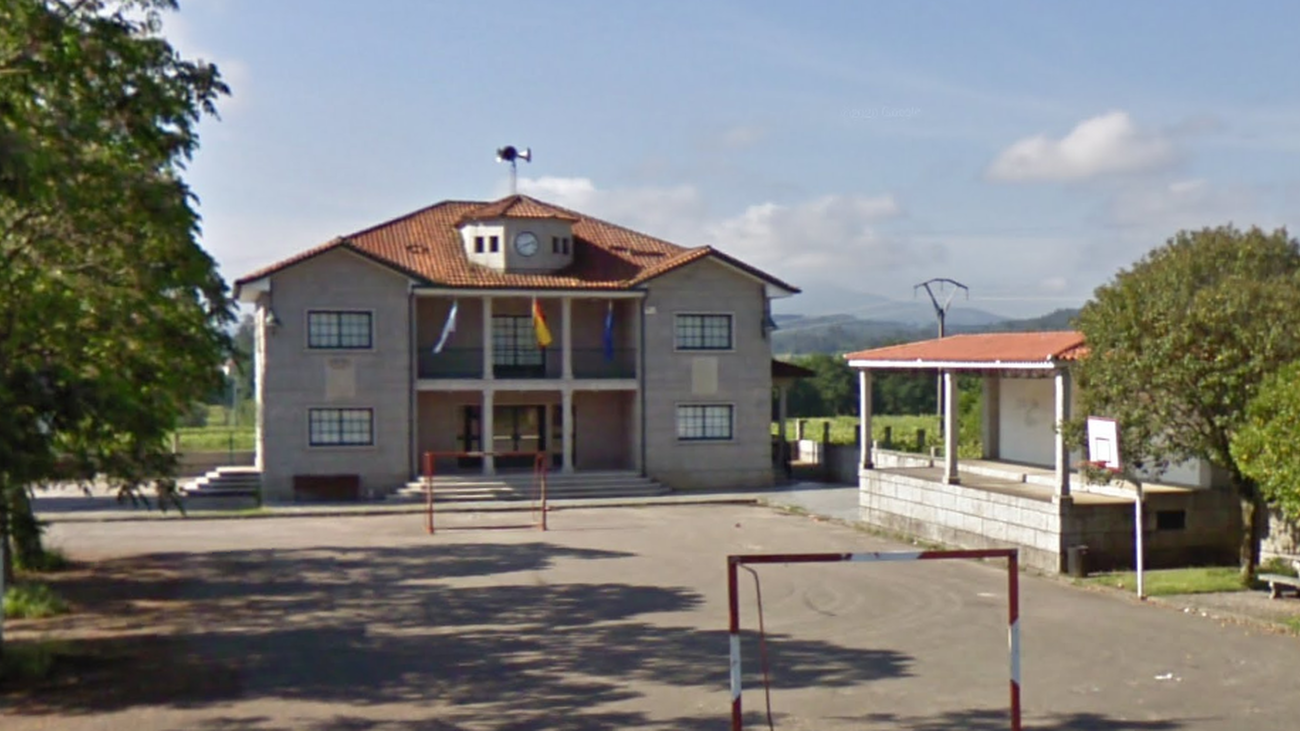 Ayuntamiento de Arcos  da Condesa, en Caldas (Pontevedra)