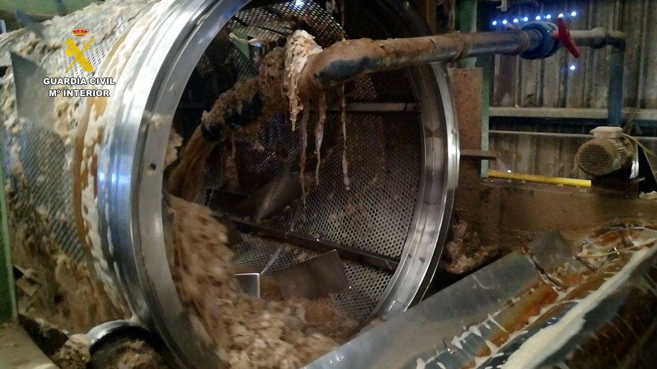 Operación contra el tráfico ilegal de residuos de plástico en España