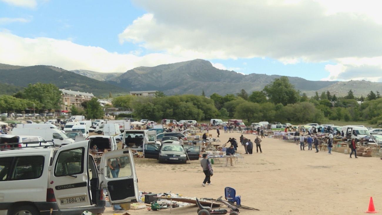 El Rastro de Navacerrada: Un paraíso de tesoros ocultos y piezas únicas en la Sierra de Madrid