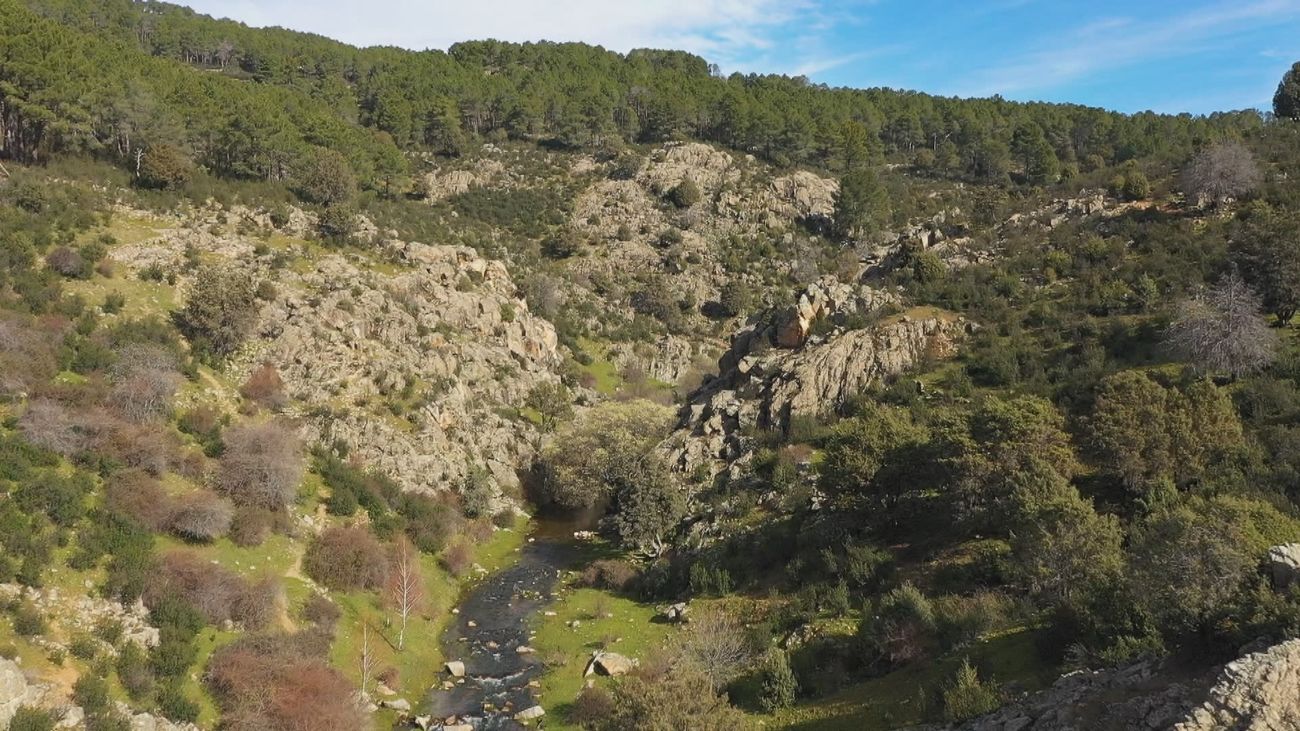 La belleza natural del río Cofio y la ruta de los Molinos en Santa María de la Alameda