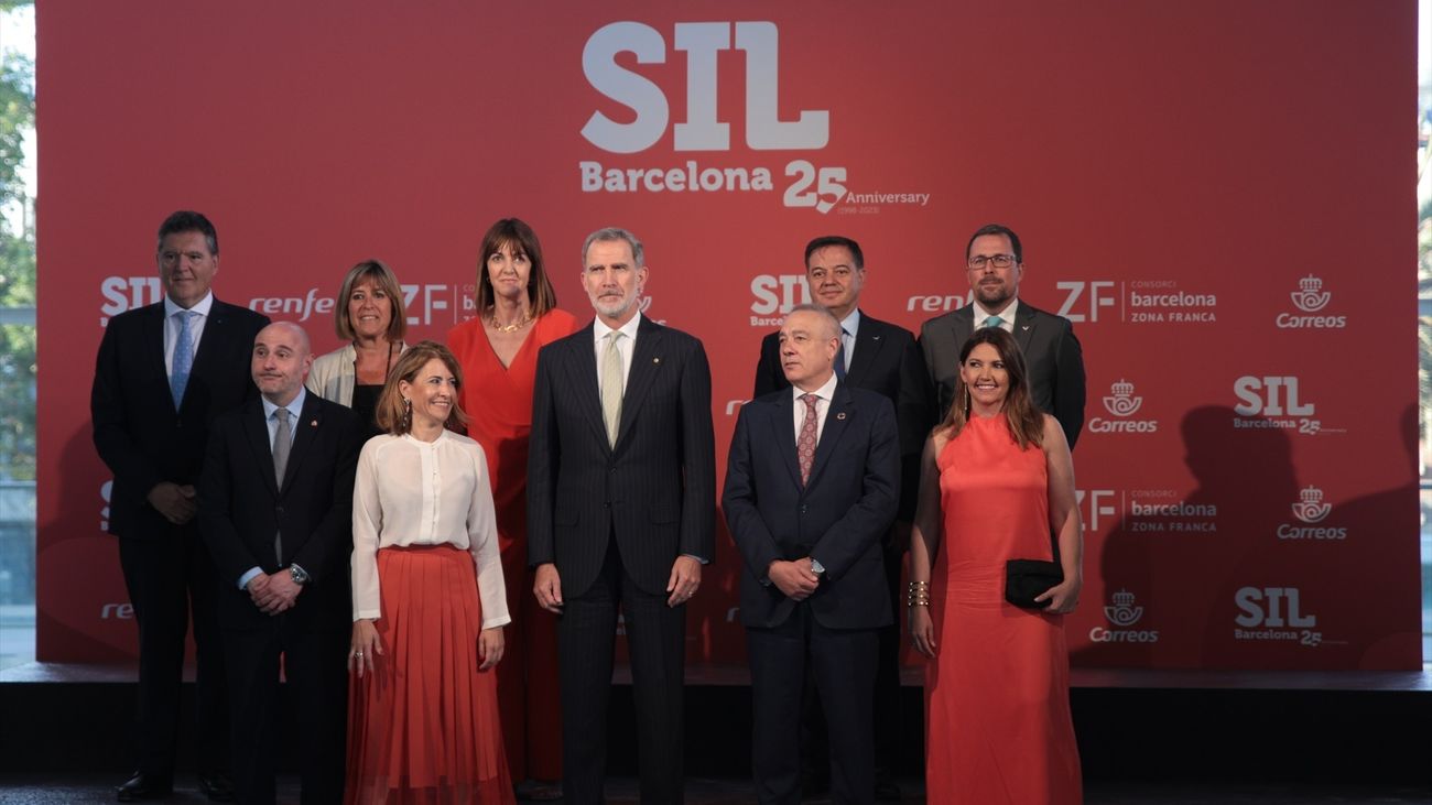 El rey participa en 'La noche de la logística' en Barcelona: "España es una potencia logística de primer orden"