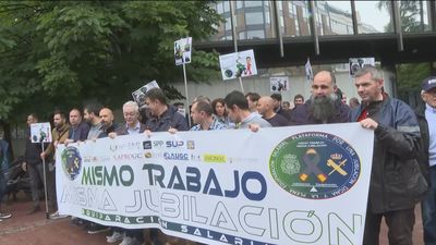 Policías y guardias civiles se manifiestan por la equiparación salarial