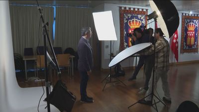 Día de fotos y reencuentros en la Asamblea de Madrid