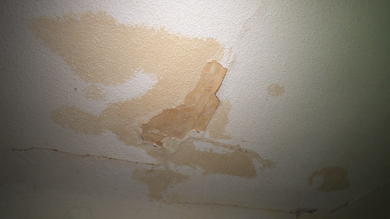 Un bloque de viviendas de San Martín de Valdeiglesias, a punto de derrumbarse