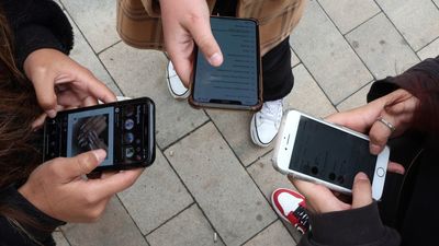 Un estudio advierte de que el uso del teléfono móvil puede afectara la calidad del semen