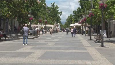 Un juez prohíbe a un hombre acercarse a Majadahonda tras acosar a una menor