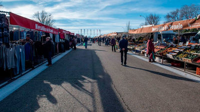 Moda, complementos y decoración se dan cita en el mercadillo de Pozuelo