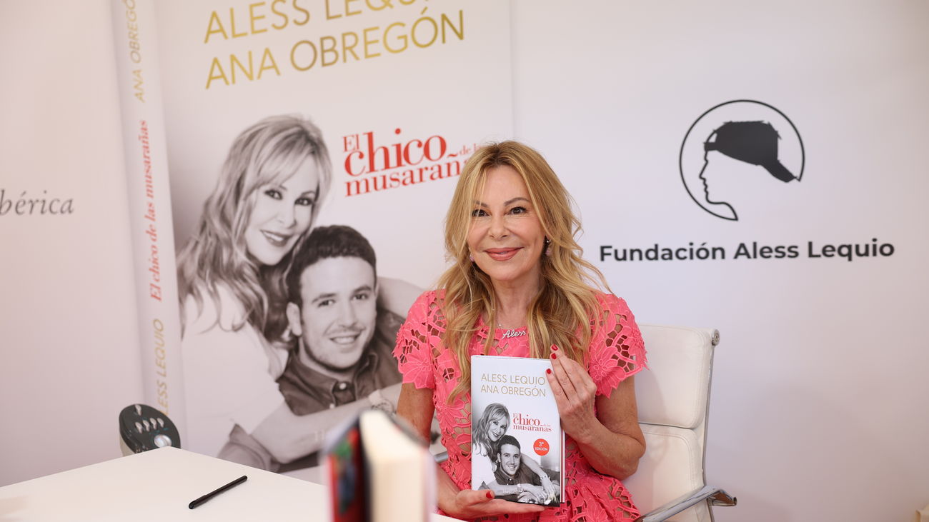 Un lío en la Feria del Libro llamado Ana Obregón