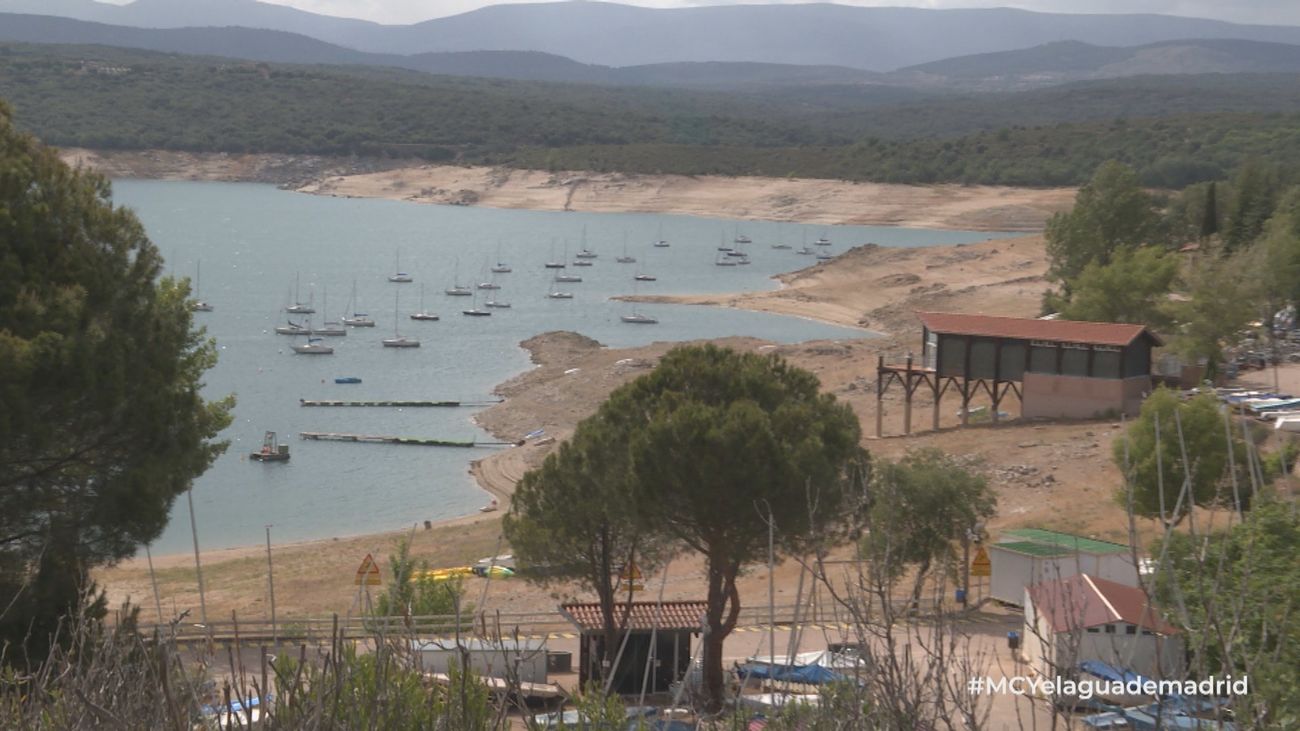 La Marina, el club náutico del embalse de El Atazar
