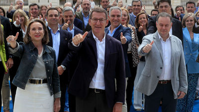 Feijóo presenta a sus 'número uno' para las elecciones frente a las listas del "fracaso masivo" de Sánchez