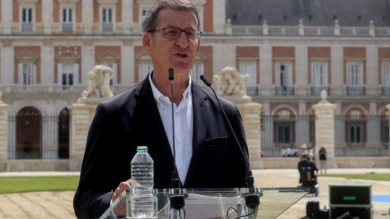 Feijóo adelanta que habrá en sus listas personas "que han trabajado en el ámbito del Gobierno de Ayuso"