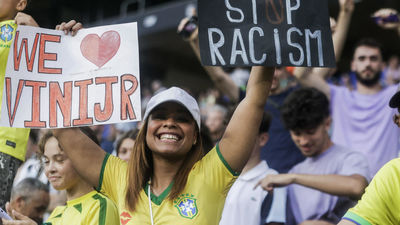Dos investigados por insultos racistas a Vinicius niegan odio o racismo