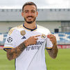 Joselu: "Llevar este escudo en el pecho es el honor más grande"