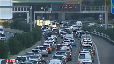 La calidad del aire en la Comunidad en 2022, mala, pero menos