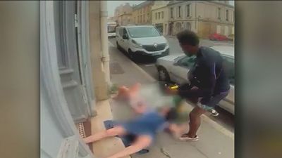 Brutal agresión a una anciana y su nieta en Francia