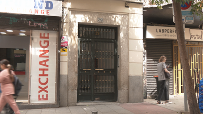 Más de 15 víctimas por la estafa de un alquiler en la calle Hortaleza