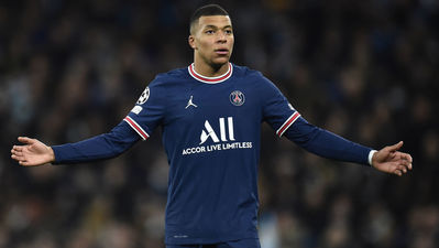PSG da un ultimátum a Mbappé: renueva o lo venden ya